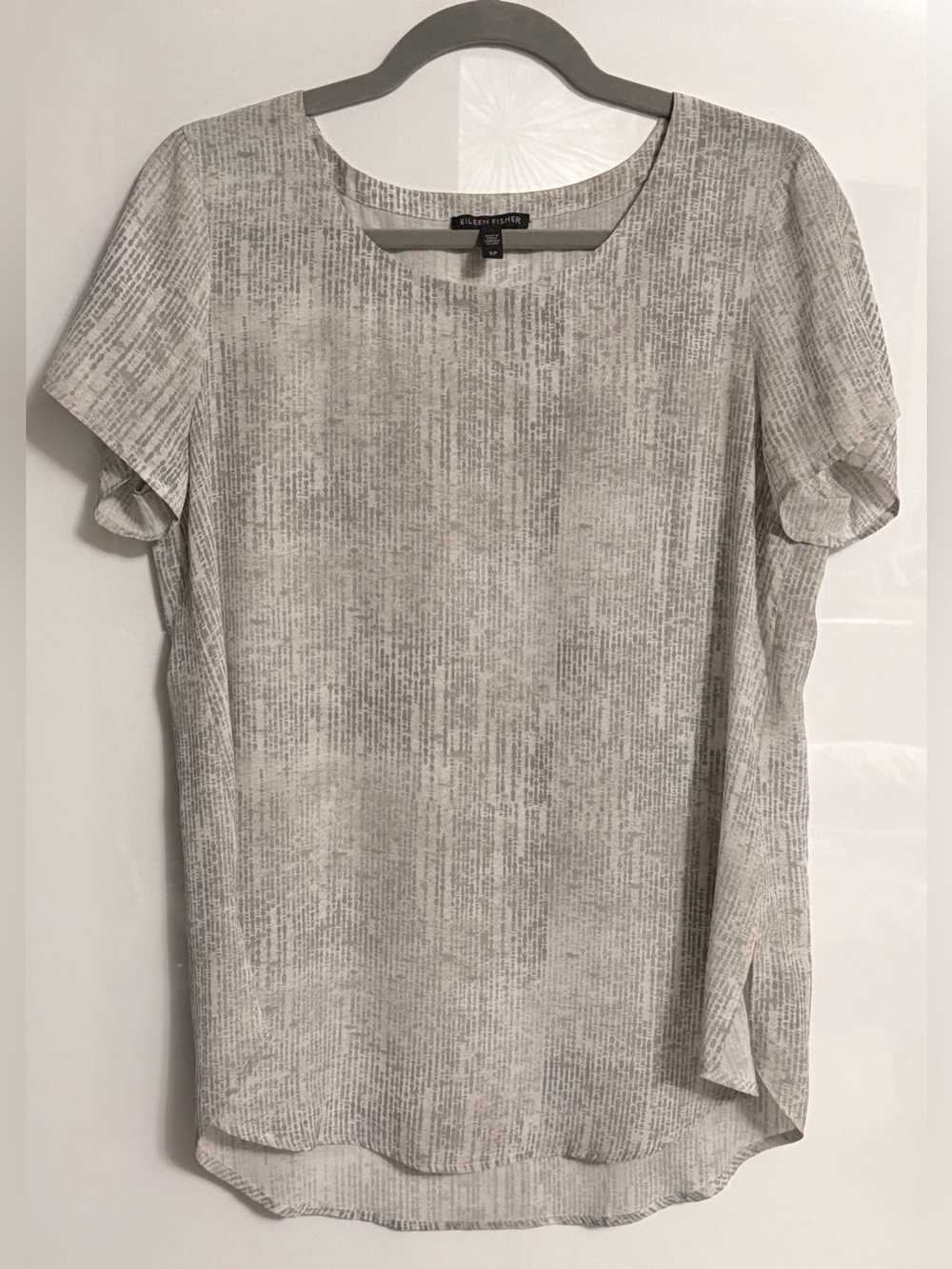 Eileen Fisher 100% Silk Short Sleeve Top